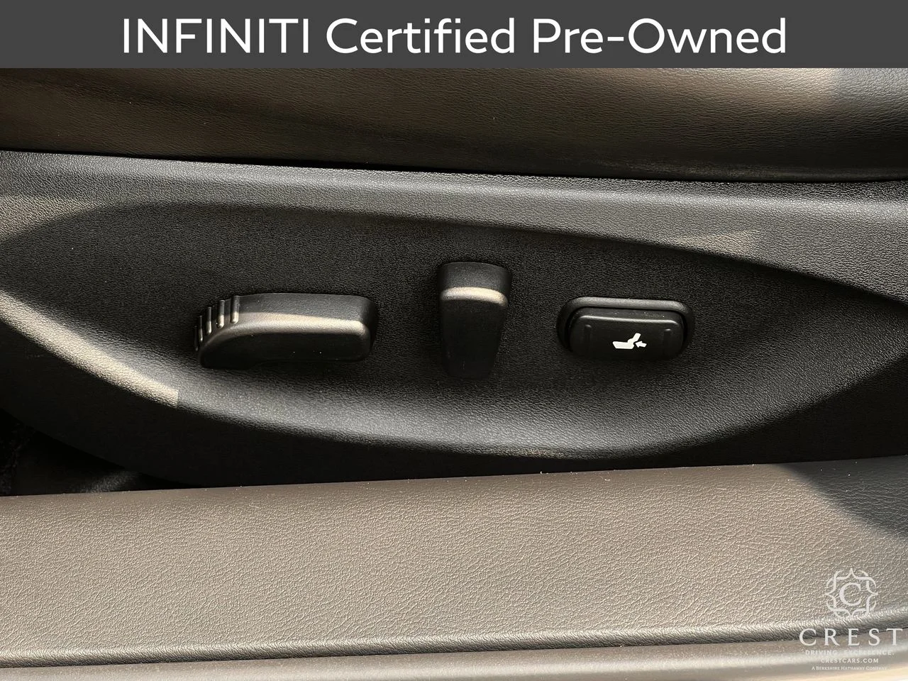 Certified Used 2023 Pure White INFINITI LUXE image 22
