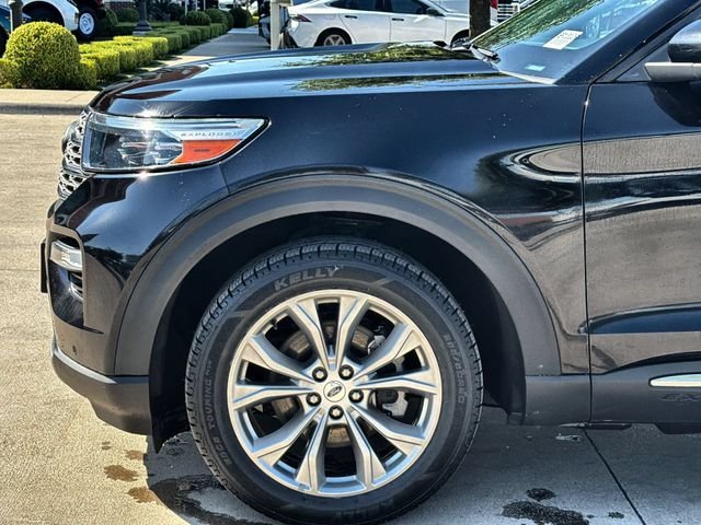 Used 2023 Black Ford Limited image 10
