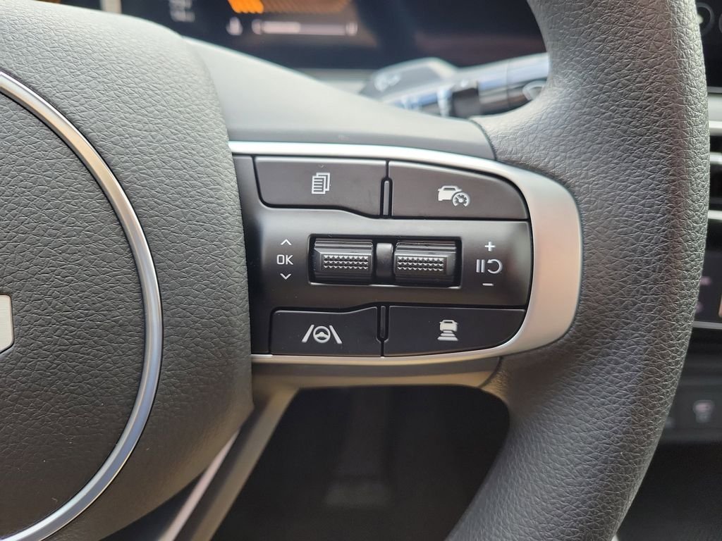 New 2026 Interstellar Gray Kia LXS image 26