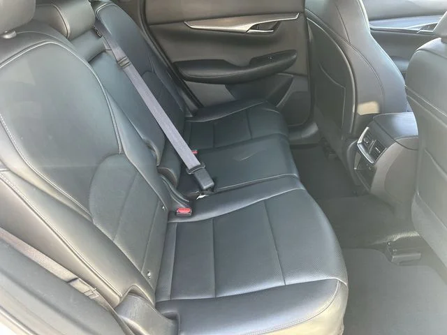 Used 2022 Majestic White INFINITI Luxe image 15