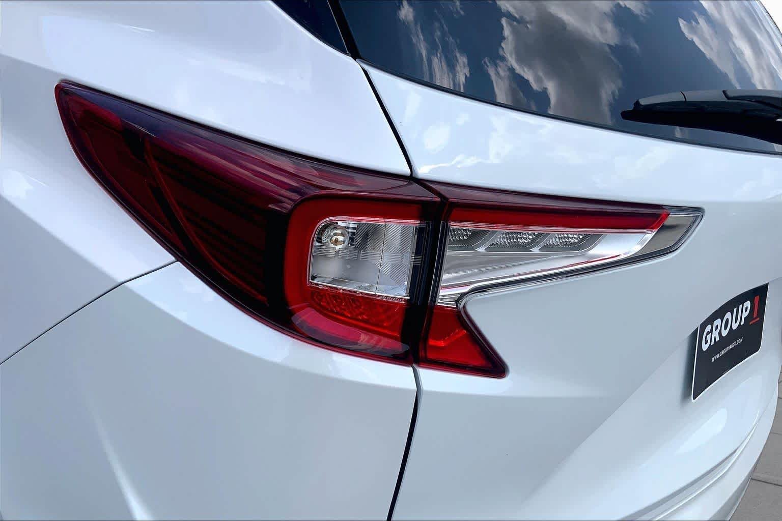 Used 2024 Platinum White Pearl Acura  image 29