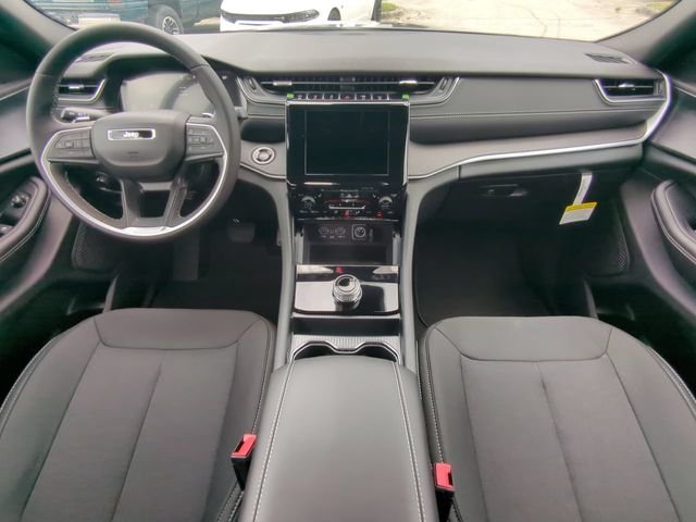 New 2026 Baltic Gray Metallic Clear-Coat Exterior Paint Jeep Laredo image 19