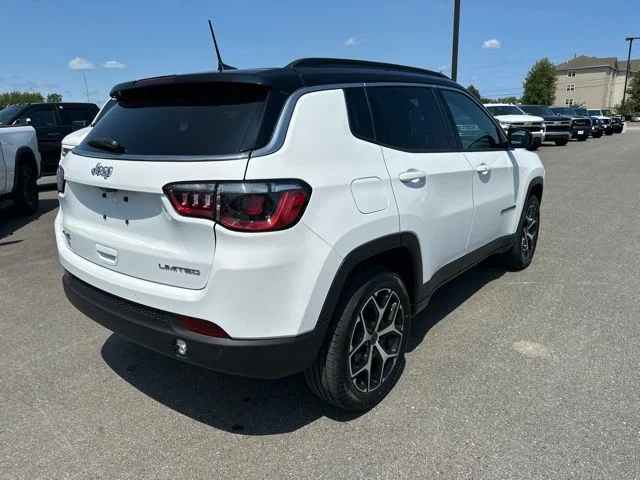 Used 2025 White Jeep Limited image 6