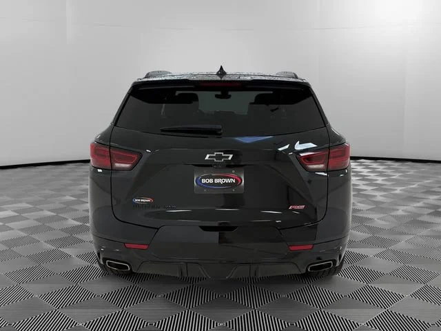 Certified Used 2025 Black Chevrolet RS image 4