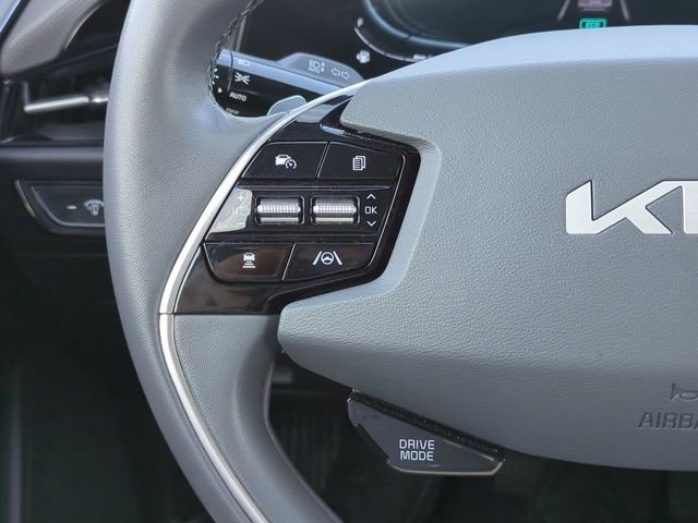 Used 2025 Green Kia EX image 25