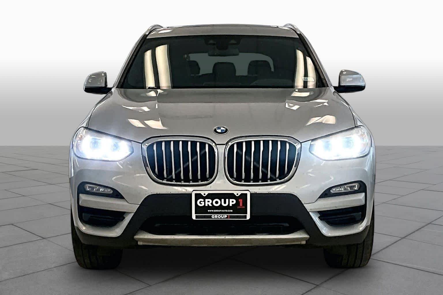 Used 2019 Glacier Silver Metallic BMW xDrive30i image 3