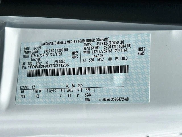 New 2026 Oxford White Ford Base image 16