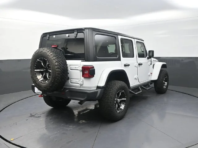 Used 2022 White Jeep Unlimited Rubicon image 10