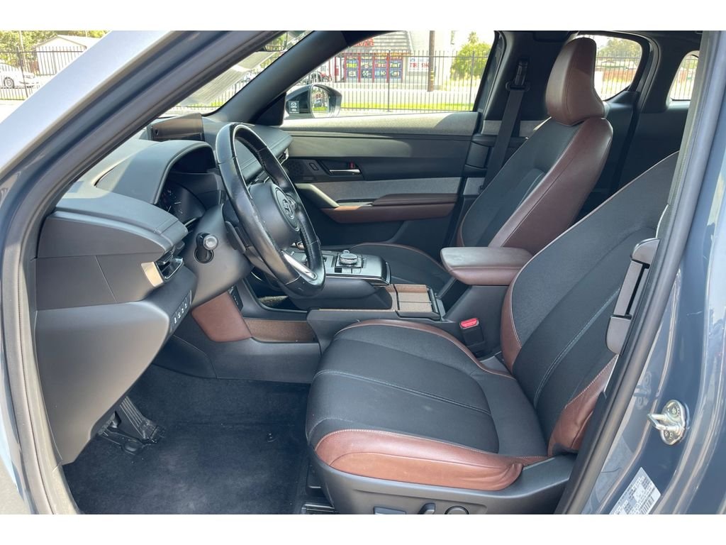 Certified Used 2022 Polymetal Gray Metallic Multi-Tone Mazda Premium Plus Package image 11