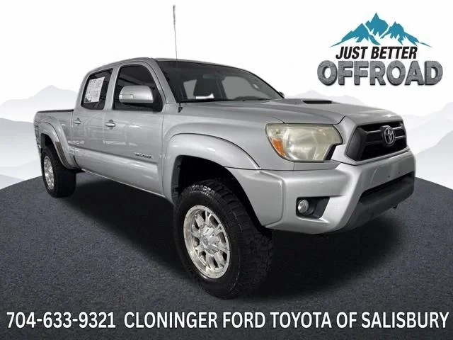 Used 2013 Silver Toyota Base image 1