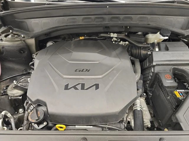 Used 2022 Dark Moss Kia SX image 40