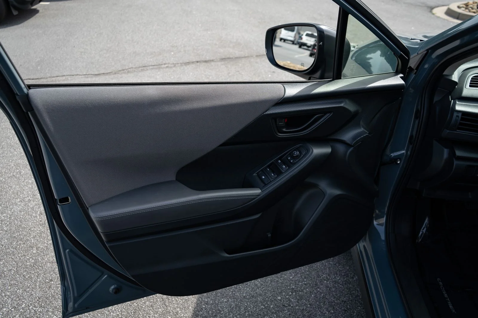 Used 2025 Blue Subaru Premium image 17