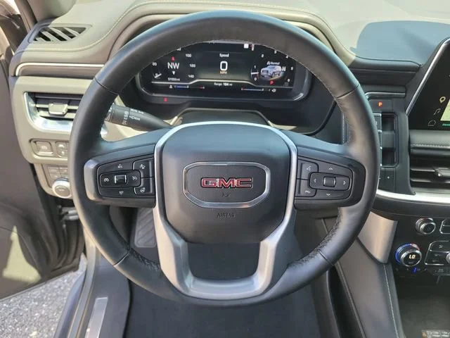 2023 GMC Yukon SLT - Photo 30