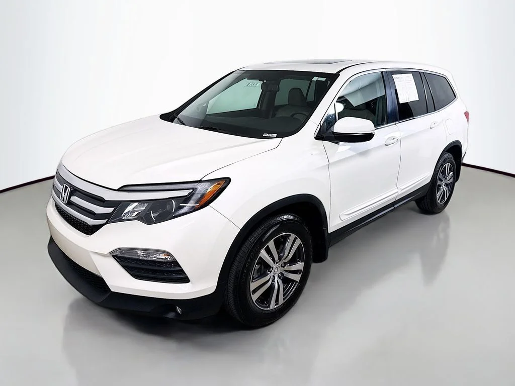 Used 2017 White Diamond Pearl Honda EX-L image 3