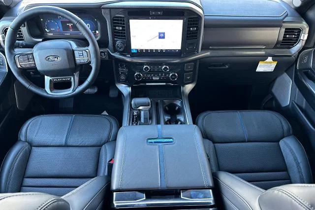 New 2025 Star White Metallic Tri-Coat Ford Platinum® image 32