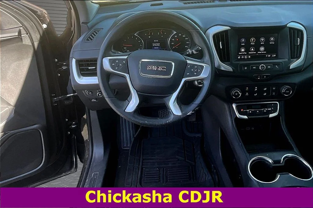 Used 2022 Black GMC SLE image 8