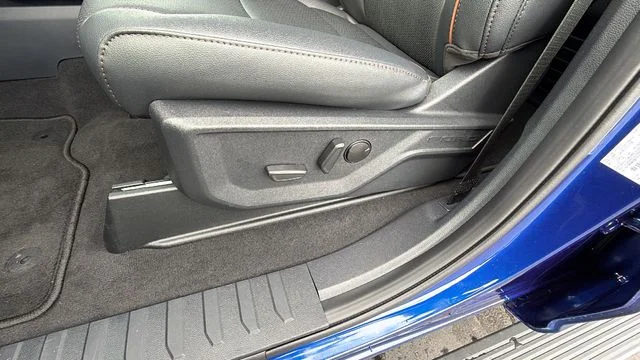 New 2026 Blue Ford Lariat image 24