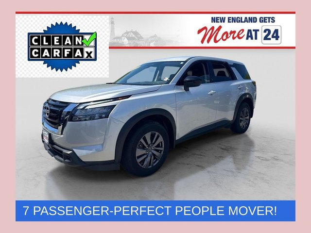 2025 Nissan Pathfinder S