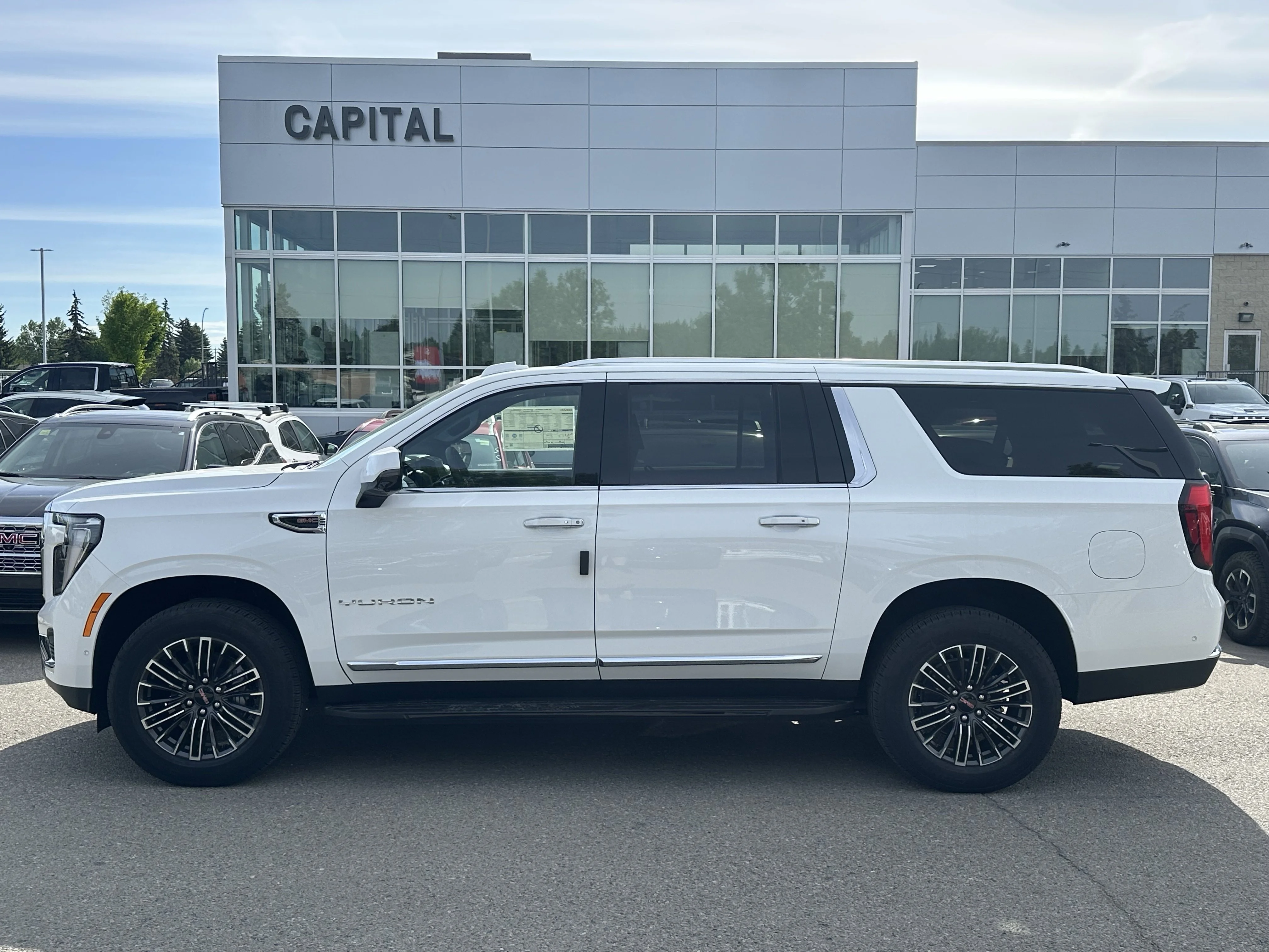 New 2026 Summit White GMC Elevation image 3