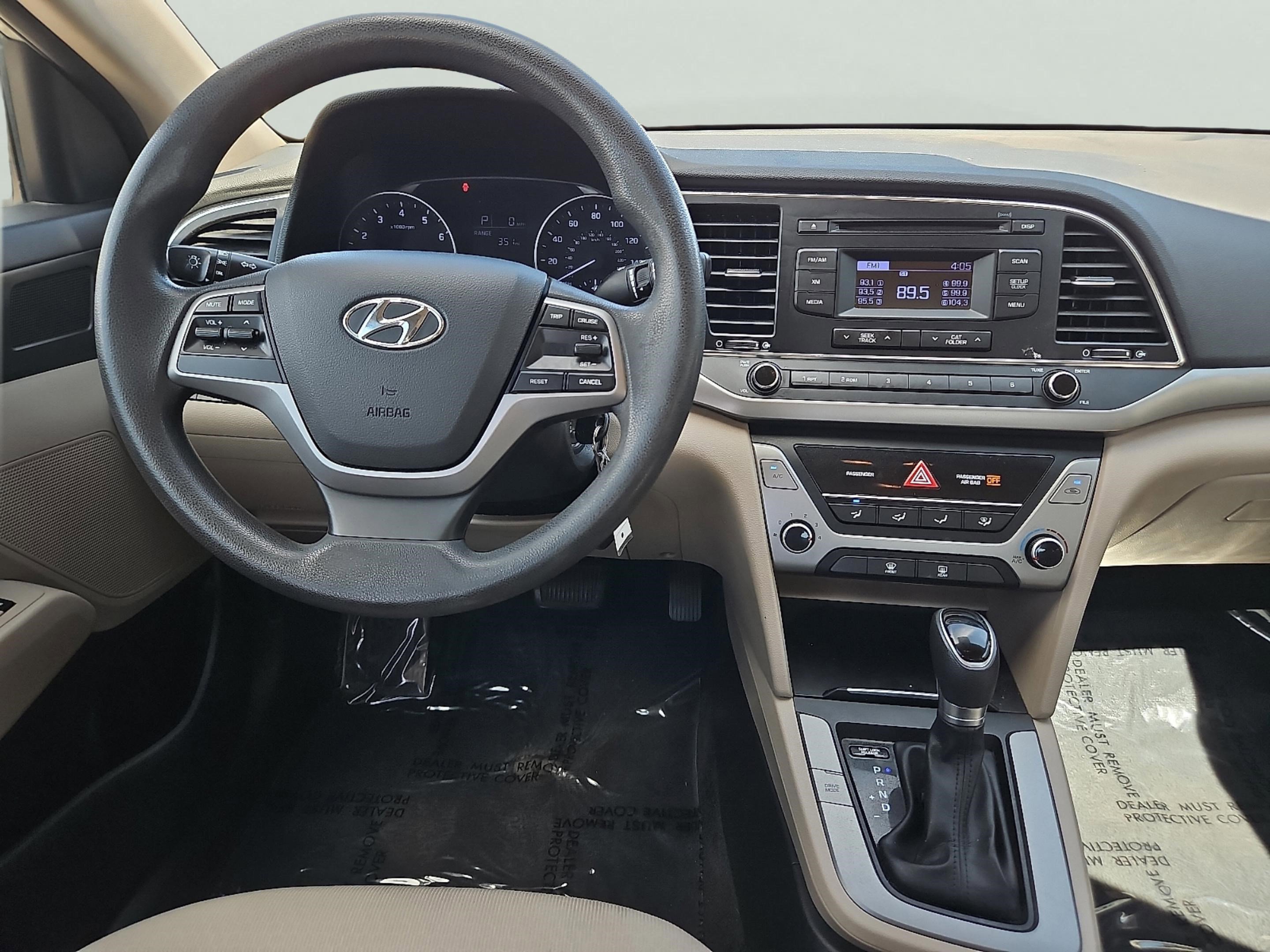 Used 2017 Mineral Beige Hyundai SE image 13