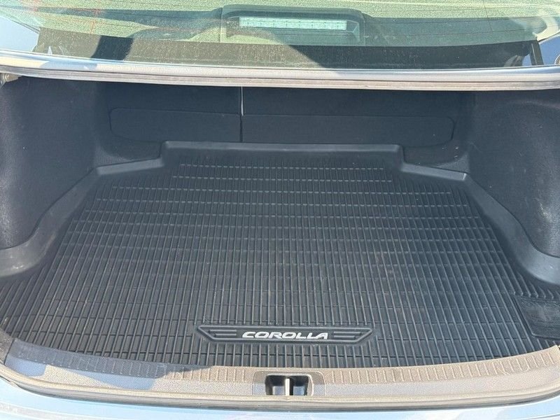 Used 2020 Celestite Toyota LE image 9