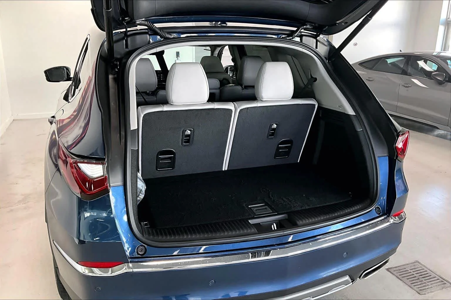 New 2026 Canyon River Blue Metallic Acura w/Technology Package image 19
