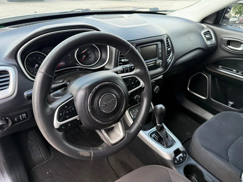 Used 2018 White Jeep Sport image 24