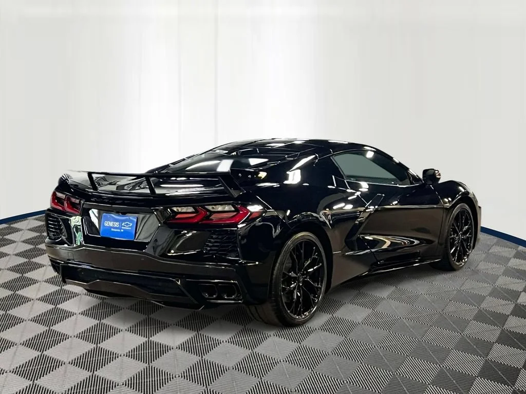 2027 Chevrolet Corvette 1LT - Photo 5