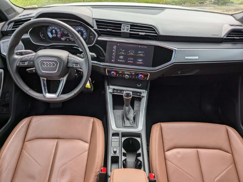 Used 2022  Audi Premium image 15