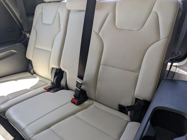 Used 2022 Moss Kia EX image 11