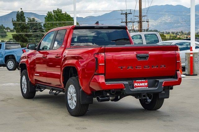 2026 Toyota Tacoma SR5 - Photo 6