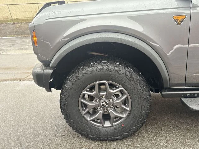 New 2025 Carbonized Gray Metallic Ford Badlands® image 18