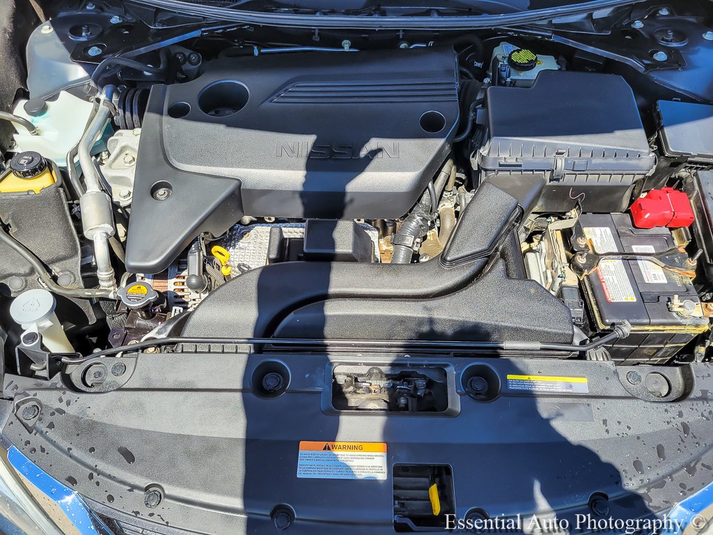 Used 2017 Storm Blue Nissan 2.5 S image 22