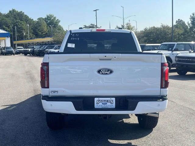New 2026 Oxford White Ford Lariat image 3