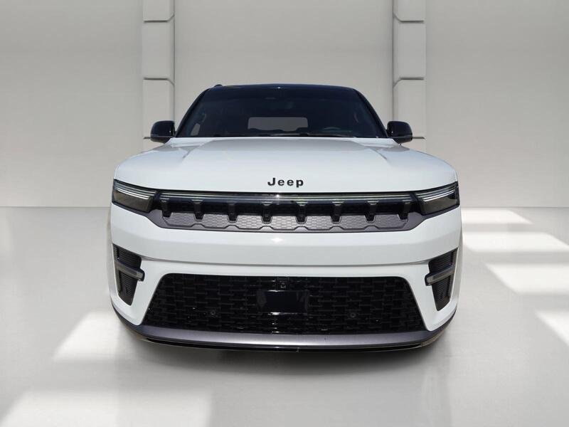 New 2026 Bright White Clear-Coat Exterior Paint Jeep SUMMIT RESERVE 4X4 image 8