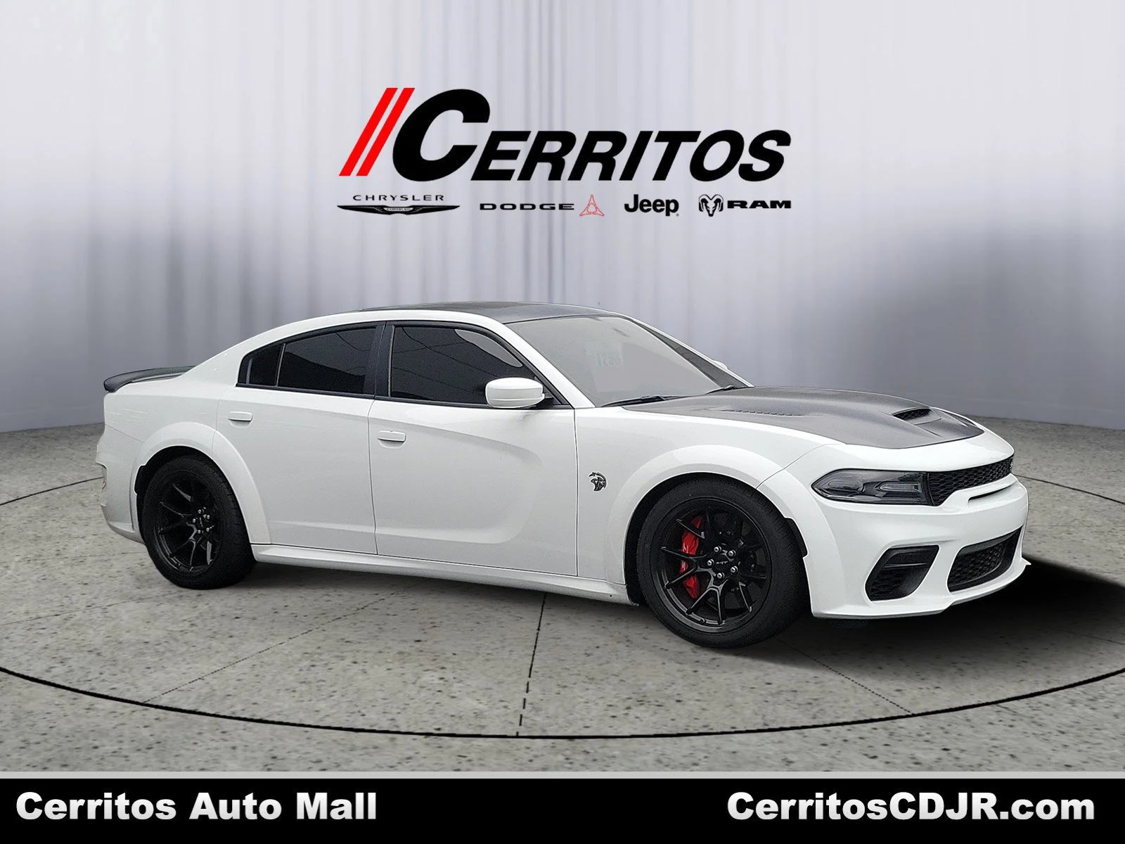 Used 2021 White Dodge SRT Hellcat Redeye Widebody image 1