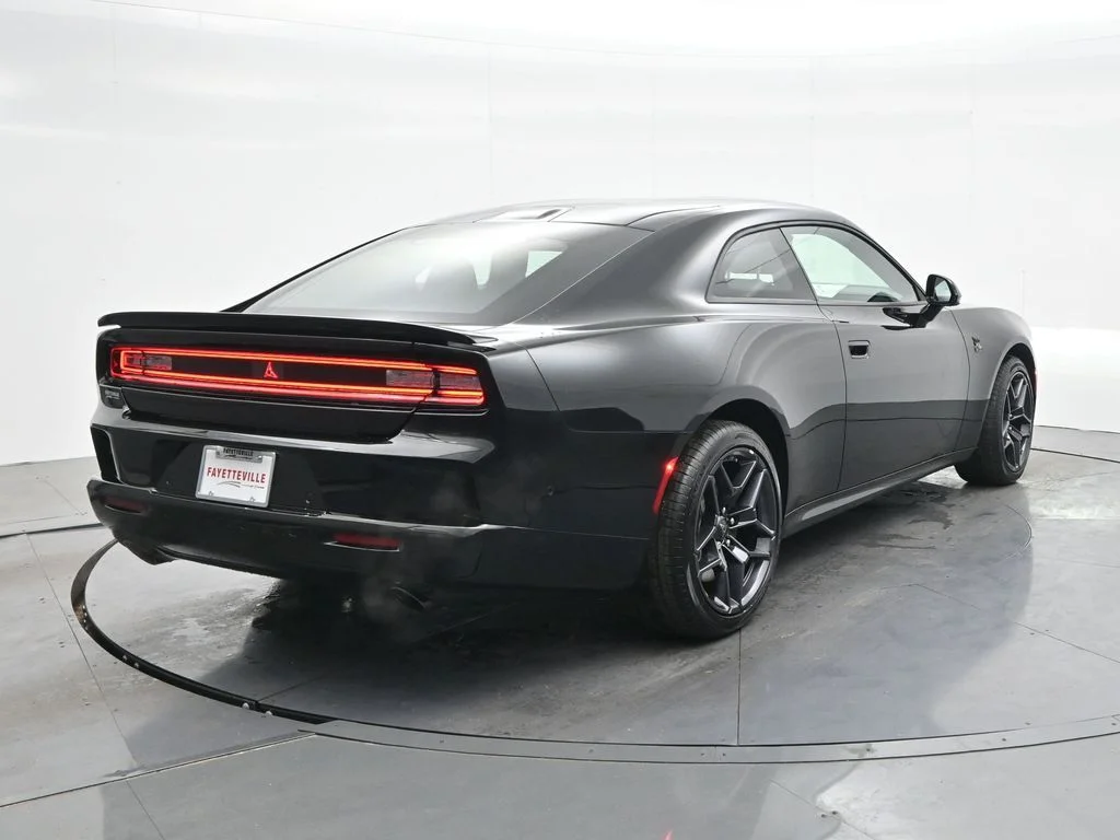 New 2026 Diamond Black Crystal Pearlcoat Dodge Scat Pack image 7