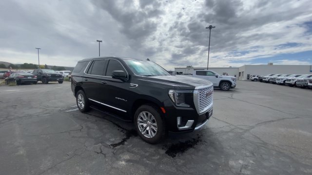 Used 2023 Onyx Black GMC Denali image 2