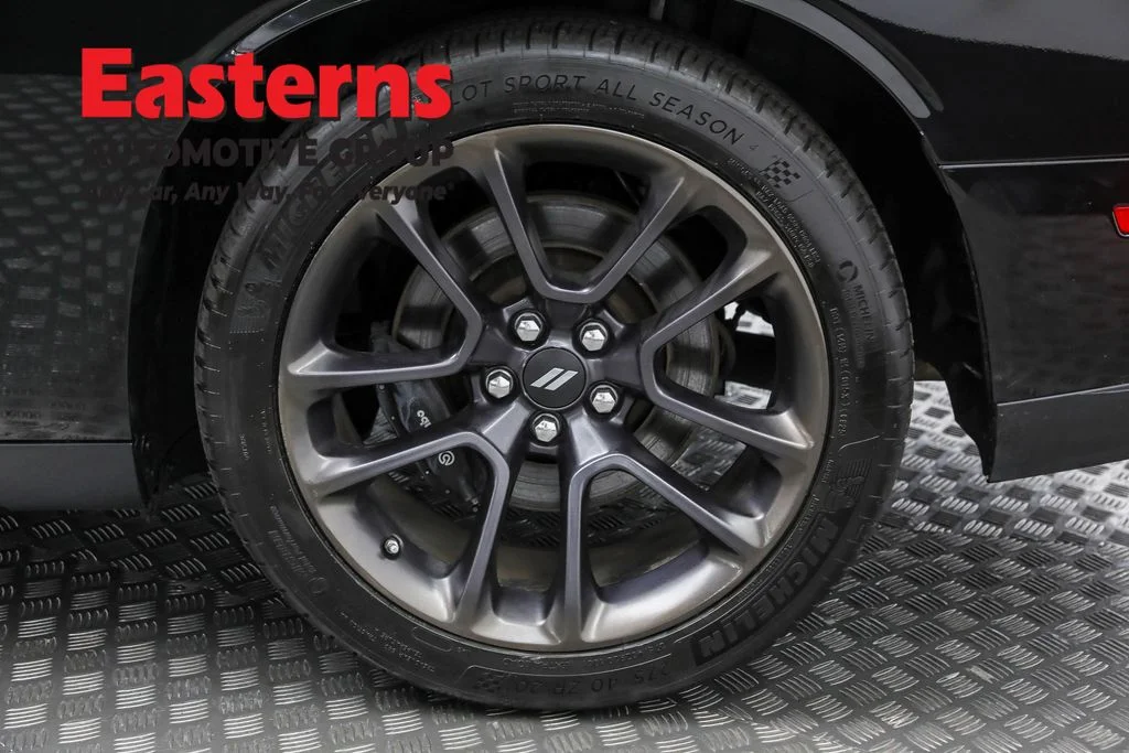 Used 2021 Black Dodge R/T Scat Pack image 31