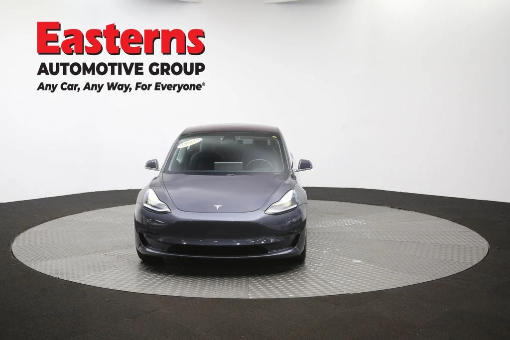 Used 2018 Gray Tesla Long Range image 48