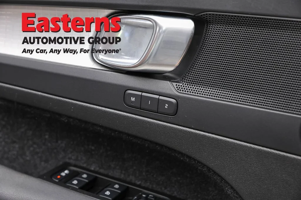 Used 2021 Gray Volvo Momentum image 19