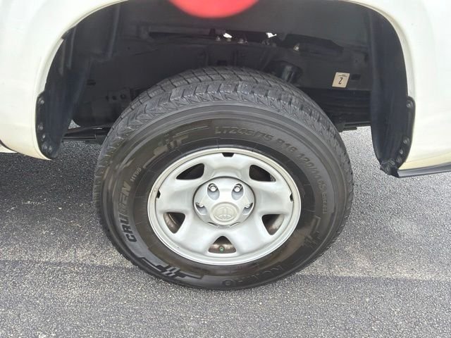 Used 2023 White Toyota SR image 6
