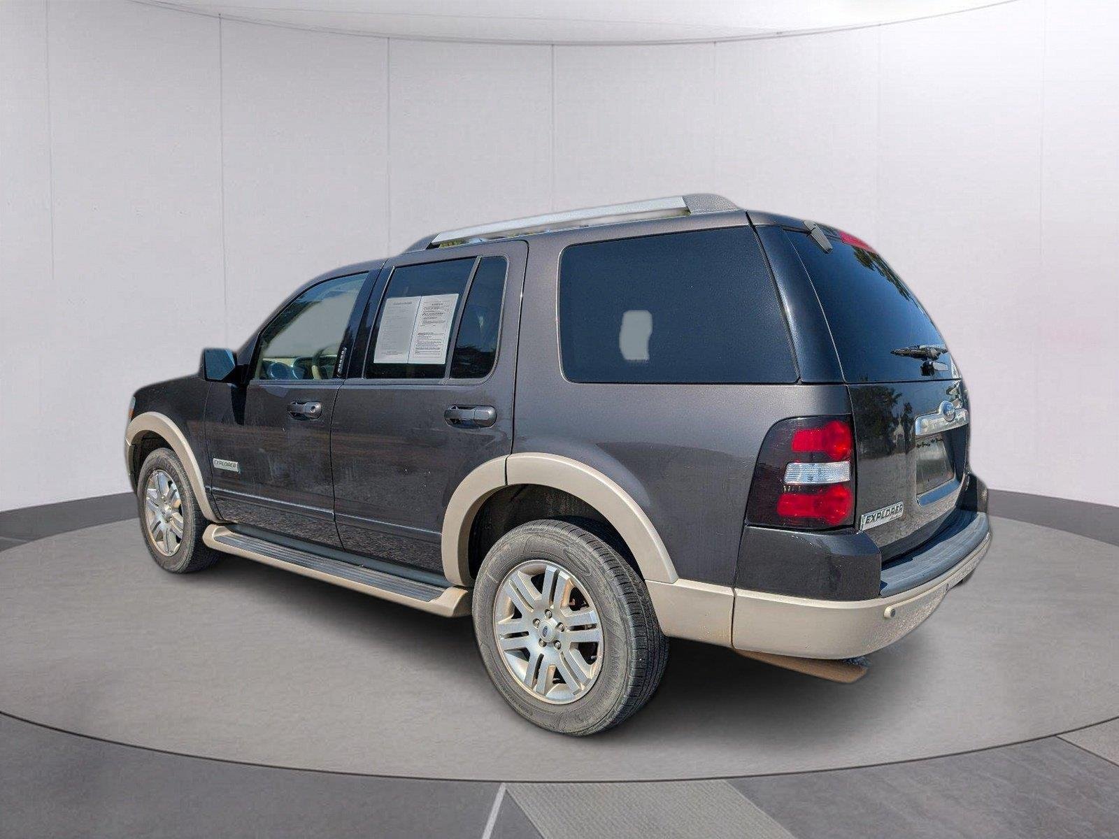 Used 2006 Mineral Grey Metallic Ford Eddie Bauer image 5