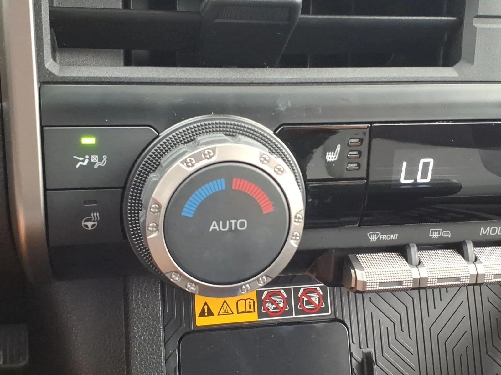 Certified Used 2025  Toyota TRD Off Road image 17