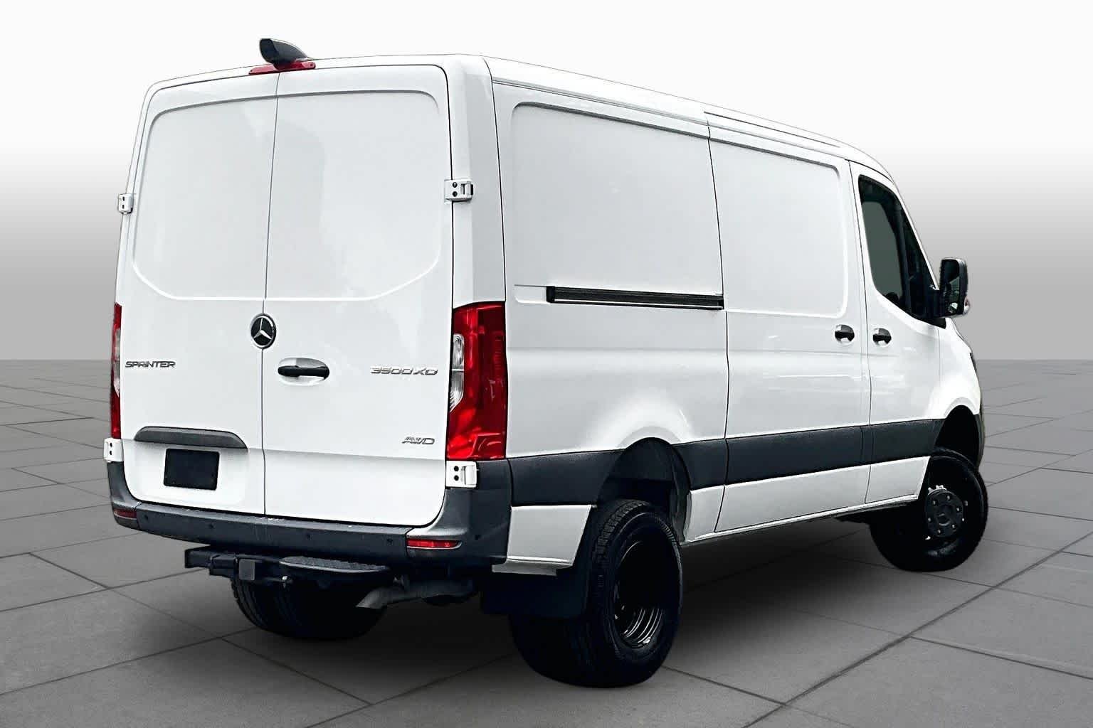 2024 Mercedes-Benz Sprinter Cargo Van Base - Photo 12
