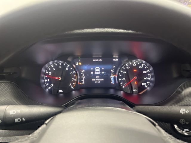 New 2026 Red Hot Pearl-Coat Exterior Paint Jeep Latitude image 12