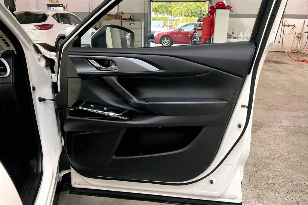 Used 2023 White Mazda Touring image 24