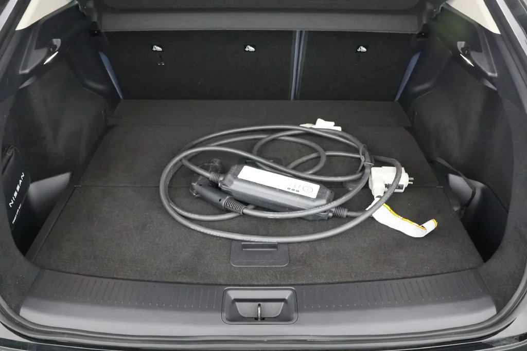 Used 2023 Black Nissan PLATINUM+ e-4ORCE image 21