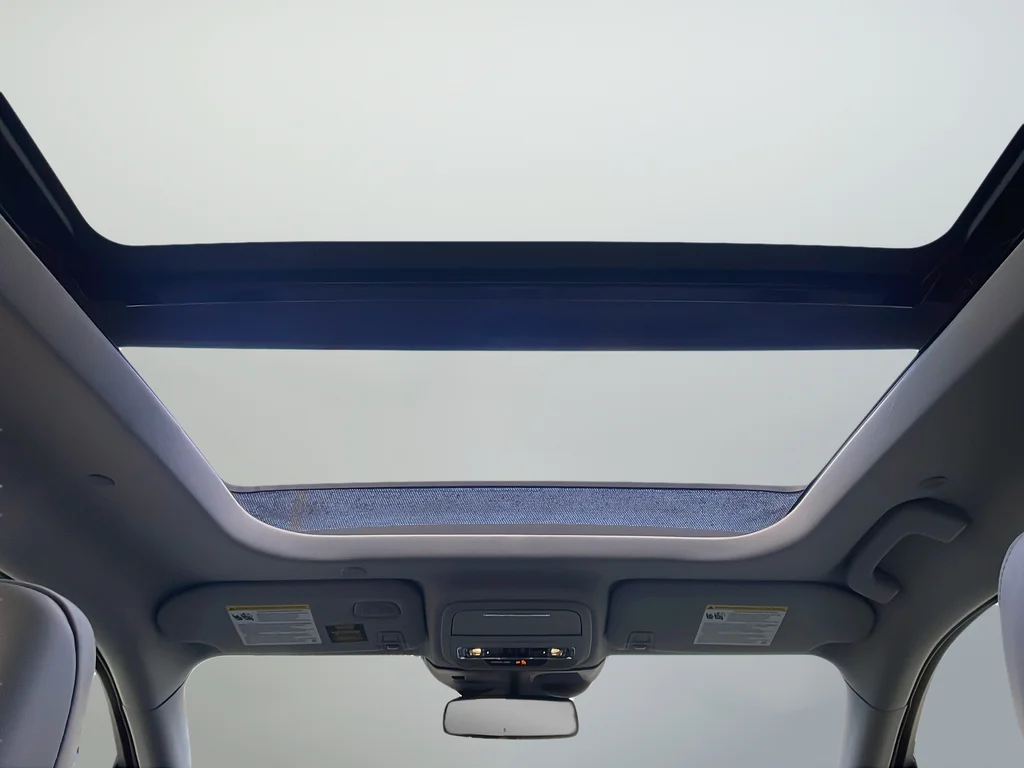 Used 2022 Black Lincoln Standard image 18