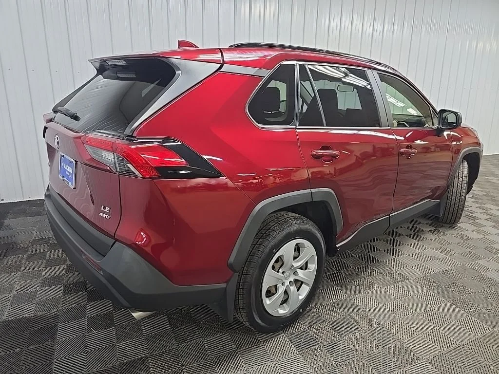 Used 2019 Red Toyota LE image 13